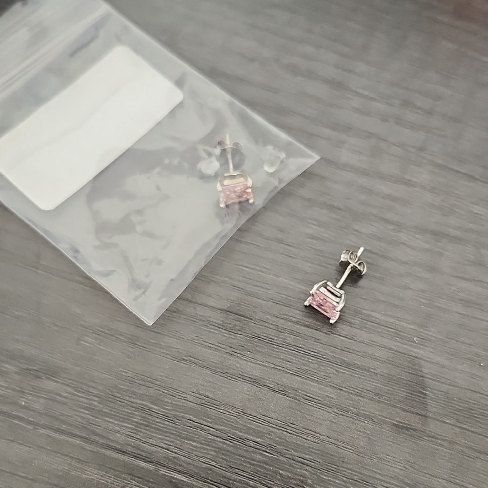 Elegant Pink Stud Earrings